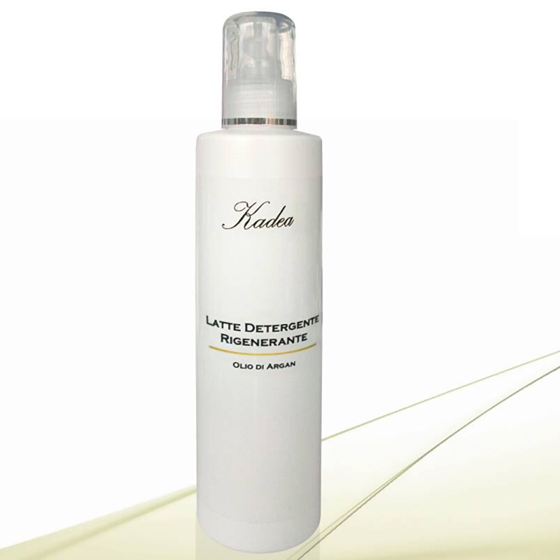 Latte detergente rigenerante